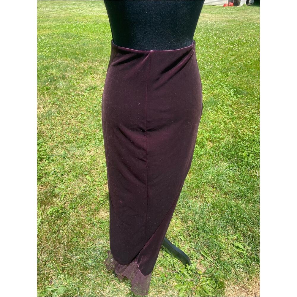 XOXO Dark Purple Velvet Midi Skirt Floral Applique Y2K Made in USA Whimsygoth - Picture 2 of 5